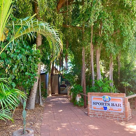 Roebuck Bay Hotel Broome Bagian luar foto