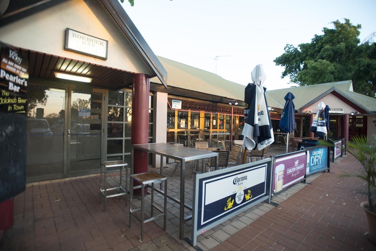 Roebuck Bay Hotel Broome Bagian luar foto